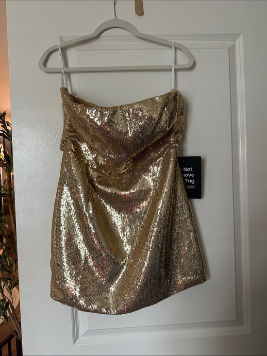 Lulus Dresses & Skirts - Lulu's Gold Sequin Strapless Cocktail Dress